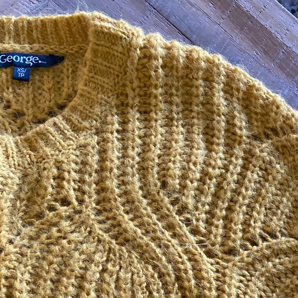 George relaxed cable knit sweater - Picture 6 of 6